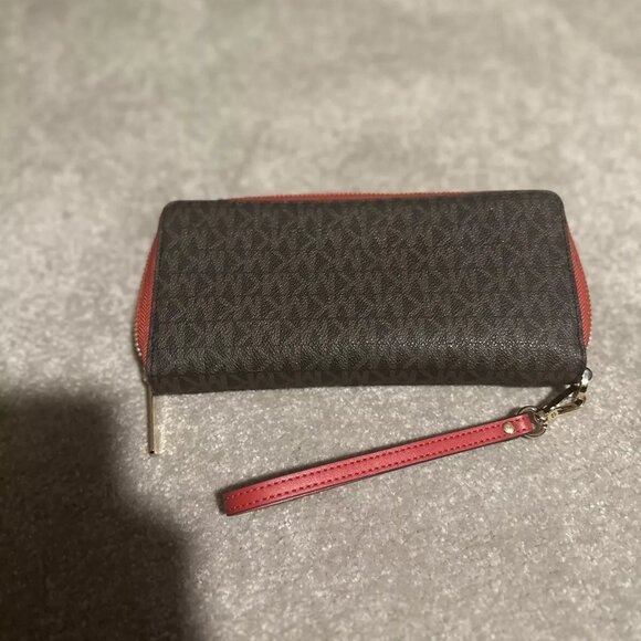 MICHAEL KORS JET SET TRAVEL LARGE Continental Wallet Wristlet Dark Brown And Red - Picture 5 of 5